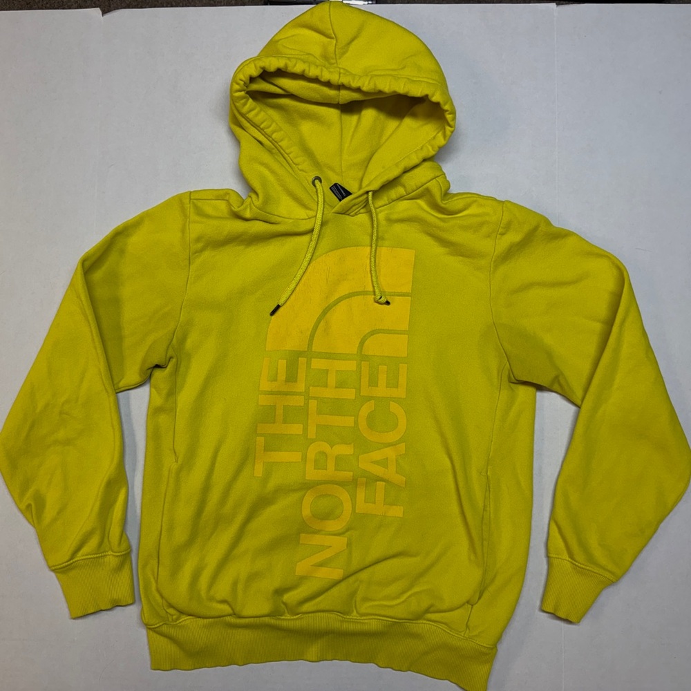 The North Face Yellow Trivert Men’s Small Graphic Hoodie Sweatshirt